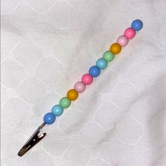 Clip - Picture 1 of 1